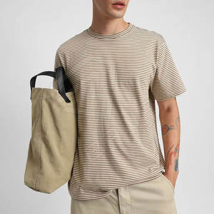 T-shirts pour hommes de haute qualité à manches courtes, surdimensionnés, unis, style streetwear, 100% coton biologique, personnalisables - Product Image 4