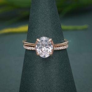 Anillo de Compromiso con Diamante Cultivado en Laboratorio con Corte Ovalado Estilo Antiguo, Certificado IGI, VVS, con Engaste de Oro de 14k para Mujer - Product Image 4