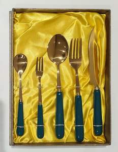 Ensemble de couverts de qualité supérieure, moderne et élégant, ustensiles en acier inoxydable pour les maisons et les restaurants, repas pour une esthétique de table haut de gamme - Product Image 2