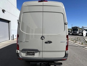 Se vende Sprinter 2023 2500 de, - Product Image 4