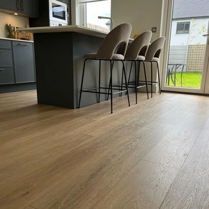 Suelo SPC de grano de madera de lujo 4mm-8mm PVC Click Lock IXPE 5mm-7mm LVP Decking Vinilo Tablón Decking - Product Image 6