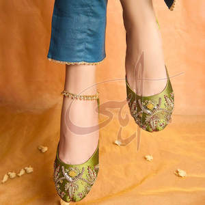 Best Selling Low MOQ Women Khussa High Quality Anti-Slippery Fashion Trend Printed Custom Color & Size - Product Image 6