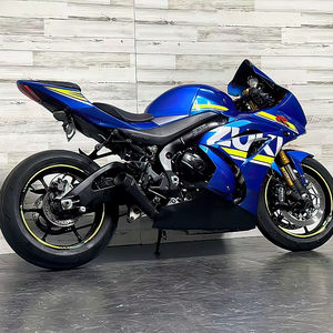 Suzuki gsx r1000rr 2021 - Product Image 1