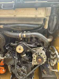 Meilleur prix pour une chargeuse sur pneus CAT 226B d'occasion, modèle 2023, capacité de charge nominale de 50 tonnes, pompe hydraulique Kawasaki, moteur Caterpillar, boîte de vitesses, moteur - Product Image 4