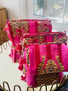 Indian Handmade Cotton Hand Block Print Cosmetics <b>Pouch</b> <b>Bags</b> Waterproof Travel <b>Bag</b> Cosmetics <b>Pouch</b> Makeup <b>Bag</b> in Assorted Lots - Product Image 4