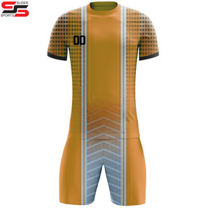 Sublimation complète personnalisée uniforme d'équipe de football combinaison d'entraînement respirante à séchage rapide impression nouveau style de chemises en jersey de football pour garçons - Product Image 1