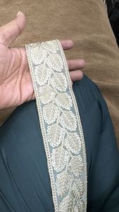 Cordones bordados hechos a medida con adecuados para usar como bordes y adornos en ropa ideal para reventa en tiendas de recorte - Product Image 2