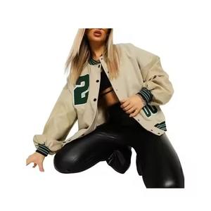 Veste universitaire sur mesure pour homme avec col montant et logo personnalisé, coupe ample de haute qualité, vente en gros - Product Image 2