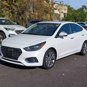 Usado 2022 Hy-undai Accent Limited - Product Image 1