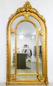 Miroir français en or antique unisexe minimaliste décoration murale design de meubles ornés innovants motif de cadre incurvé chambre à coucher - Product Image 3