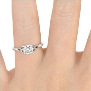 แหวนหมั้นแบบกึ่งติดตั้ง ดีไซน์ปมหรูหรา โรแมนติก รัก แพลตตินัม รับผลิตแบบ OEM ขายส่ง ขายปลีก ผู้ผลิตระดับสากล - Product Image 3