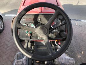 รถแทรกเตอร์การเกษตร Massey Ferguson 185 กำลัง 70 แรงม้า ขับเคลื่อน 4 ล้อ พร้อมชุดเกียร์ดิจิตอล มอเตอร์ เกียร์ แบริ่ง และปั๊ม สำหรับใช้งานในฟาร์ม - Product Image 6