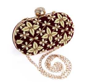 Pochette de mariage de haute qualité forme ovale avec cadre en laiton sac à main de luxe pour les fêtes broderie lourde en cristal - Product Image 2