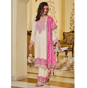 Ensemble de costume pakistanais en fausse georgette lourde de qualité supérieure pour les femmes, idéal pour le mariage et la fête à des prix de gros - Product Image 1