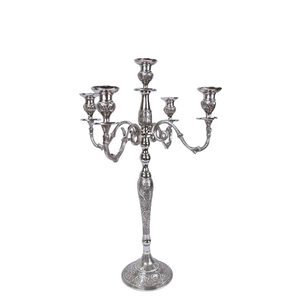 Candelabros de lujo de 5 brazos niquelados para decoración de boda interior y exterior diseño en relieve candelabros hechos a mano de aluminio - Product Image 1