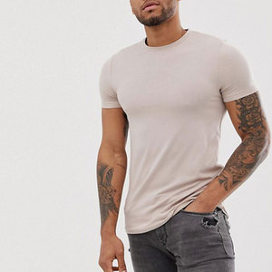 คุณภาพสูง 2024 ใหม่Slim Fitยาวกระโดดโค้งHemกล้ามเนื้อผ้าผ้าฝ้าย 95% 5% Elastane Mens Tเสื้อ
