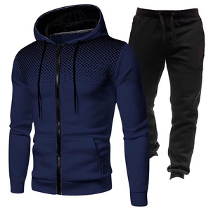 Conjunto de chándal liso para hombre con logotipo personalizado al por mayor, chándal para correr con capucha y ropa deportiva para hombre - Product Image 3