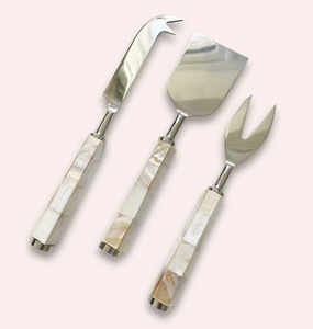 Juego de queso de acero inoxidable de la mejor calidad, mango redondo de nácar, increíble juego de rebanador y esparcidor de queso plateado de acero inoxidable - Product Image 1