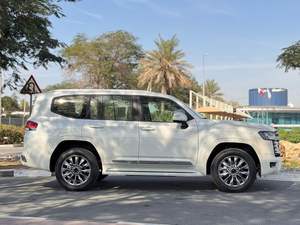 NUOVISSIMO Toyota Land Cruiser GXR 4.0L Benzina Turbo Diesel V6 Automatico R18 Euro VI con Telecamera a 360° in Ottime Condizioni - Product Image 5