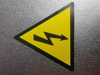 4 pegatinas triangulares de advertencia eléctrica de alto voltaje, brillantes, de vinilo de 4 pulgadas, impermeables, para montaje en pared, calcomanías de seguridad