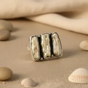 Anillo de Plata con Perla para Mujer, Joyería Moderna con Piedras Preciosas - Product Image 2