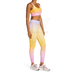 Elegante conjunto de yoga para mujer con parte superior ajustada y mallas suaves para usar durante todo el día Traje de Yoga de dos piezas para mujer - Product Image 3