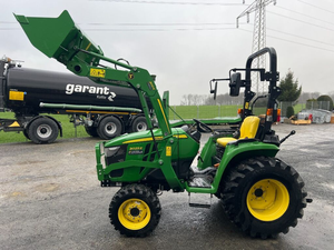 Tracteur utilitaire compact John Deere 3025E, 24,4 CV, diesel, 4 roues motrices, transmission hydrostatique, à vendre - Product Image 3