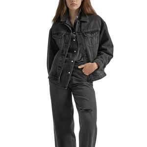 Veste d'hiver en denim déchirée à poches Veste en jean de luxe pour homme fabriquée avec une finition de qualité supérieure idéale pour les deux - Product Image 2