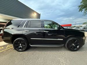 NEATLY usado 2016 Ca_dillac Esca_la_de Lujo 4WD - Product Image 4