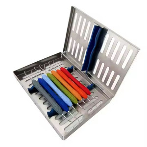 Kit d'instruments dentaires manuels en acier inoxydable avec poignée en silicone pour le nettoyage et la restauration des dents - Product Image 2
