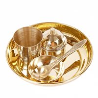 Traditionnel hindou religieux en laiton Puja Thali fantaisie thème conception en relief plaque en métal pour Pooja Arti décoration de la maison Diwali cadeau
