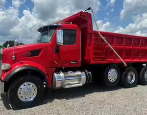 Camión Volquete Usado 2021 2022 Peterbilt 567 de Tres Ejes, 510HP, Automático de 6 Velocidades - Product Image 1