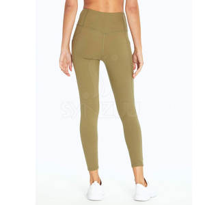 Leggings de yoga pour femmes de style tendance de couleur unie Leggings de haute qualité fabriqués au Pakistan en gros - Product Image 5