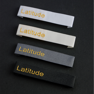 ป้ายผ้าสำหรับผู้หญิงสำหรับติดโลโก้สำหรับเสื้อผ้ายี่ห้อศูนย์สั่งพิมพ์ได้ตามต้องการ - Product Image 1