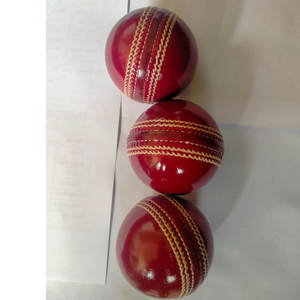 Balle de sport en cuir de haute qualité balles de cricket cousues à la main en gros balle dure de cricket avec logo personnalisé - Product Image 1