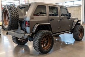( L&A ) Jeep Wrangler Unlimited Sport 4x4 d'occasion 2014 par Starwood Motors - Product Image 2