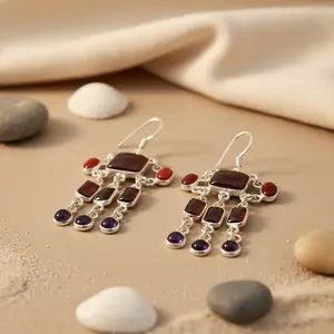 Pendientes de Plata 925 para Mujer con Múltiples Piedras Preciosas, Perla de Agua Dulce, Esmeralda, Diseño Floral Vintage, Joyería de Regalo Perfecta - Product Image 2