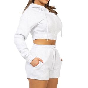 Top corto polar hecho a medida OEM al por mayor, ropa deportiva, conjunto de pantalones cortos con capucha para mujer, sudaderas con capucha de entrenamiento de diseño personalizado - Product Image 5