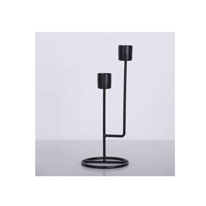 Bougeoir élégant en métal doré avec cadre forgé artisanal beauté intemporelle et touche de luxe pour pièce maîtresse décorative - Product Image 3