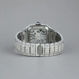 Reloj de Pulsera Personalizado con Esfera Plateada y Esqueleto para Hombre, con Detalles de Diamantes Azul Marino, Totalmente Cubierto con Diamantes Moissanite, Diseño Único y Moderno - Product Image 4