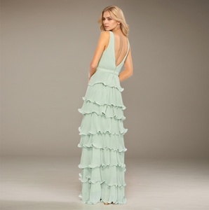 Robe de soirée élégante de luxe pour femme <span class=keywords><strong>Dolce</strong></span> & Gabbana, rouge, entièrement ornée de volants, col en V, taille empire, haute qualité - Product Image 4