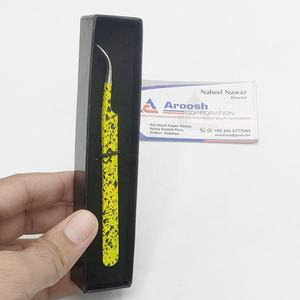 แหนบสเตนเลสปลายแหลมสำหรับการต่อขนตาสีคู่เจ-เส้นโค้งปรับแต่งโลโก้ได้อย่างยั่งยืน - Product Image 2