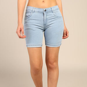 Shorts pour femmes avec logo à la taille, fabrication OEM personnalisée, qualité supérieure, forte demande, fournisseur d'usine professionnel, vente en gros, coupe tendance - Product Image 6