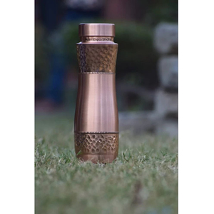 Botella de agua potable de cobre puro con diseño martillado pulido brillante, recipiente de cobre consciente para la salud, tamaño personalizado para oficina y escuela - Product Image 2