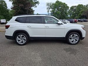 Volkswagen Atlas SE 4Motion Turbo 2022, Volante a la Izquierda, Bajo Kilometraje, Precio Accesible, Disponible en Stock, Envío Inmediato - Product Image 4