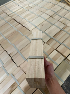 Goujons carrés en bois massif poncé lisse inachevé Tiges en bois dur pour menuiserie Design d'intérieur Artisanat du bois Boîtes en bois Panneaux muraux - Product Image 5