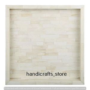 Plateau de service personnalisé de qualité supérieure fabriqué à la main en bois naturel avec incrustation d'os floral pour la maison, les restaurants et les hôtels de l'Inde - Product Image 3