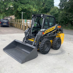 Fairly Used New HollandD C337 Track Skid Steer Loaders For Sale - Product Image 5