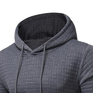 Sweat à capuche de sport à la mode pour hommes pull de gymnastique respirant avec logo personnalisé pour des vêtements de plein air sweat à capuche de sports d'hiver technique de teinture unie - Product Image 4
