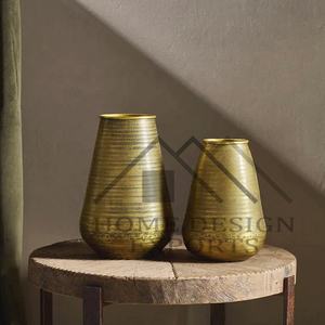 Floreros con Acabado Antiguo de Latón, Decorativos, de Venta Caliente, Precio Exclusivo, Macetas de Metal para Mesa, Jardineras - Product Image 4